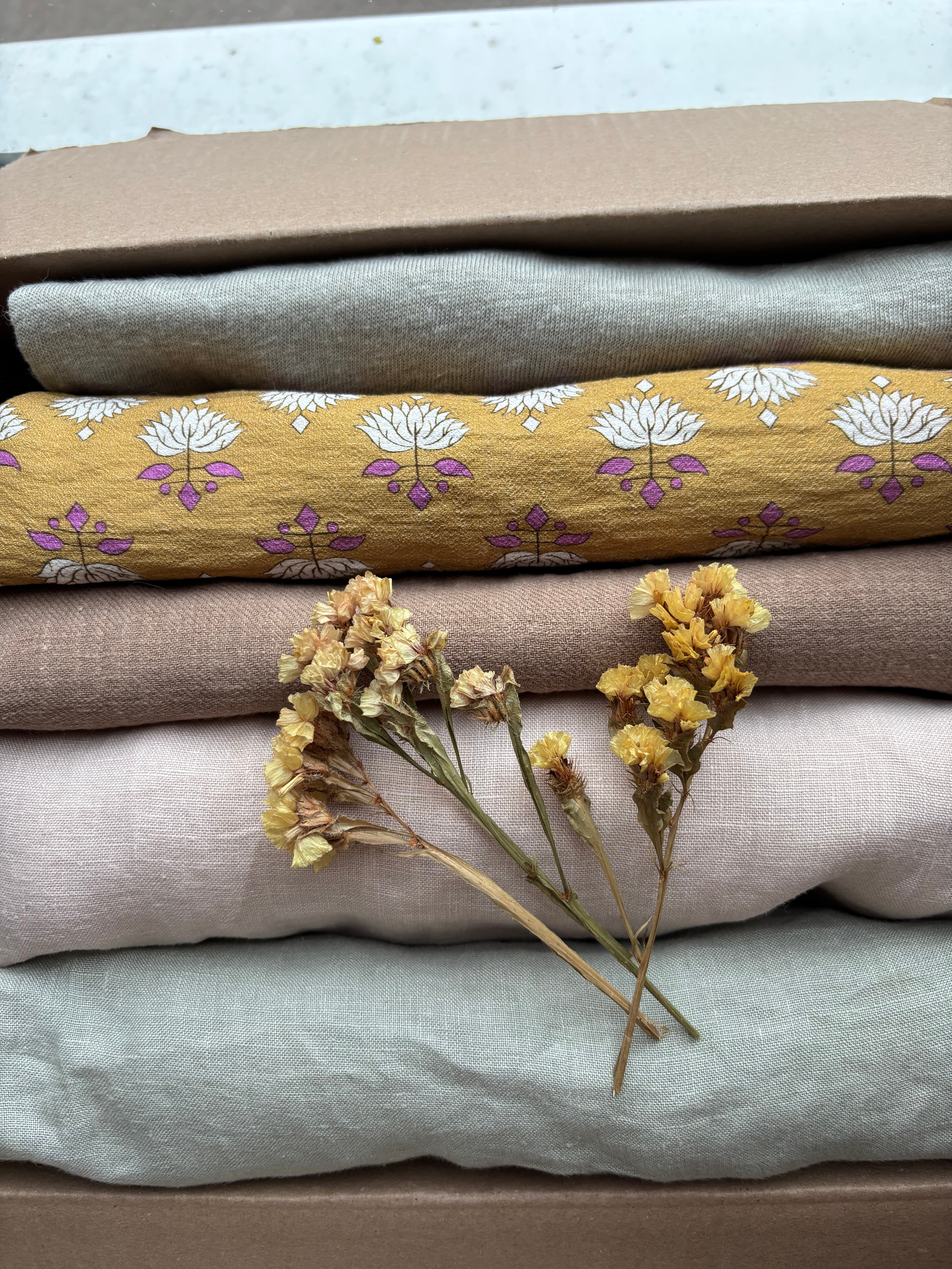 Parelpakket “natural bloom” maat 36/38