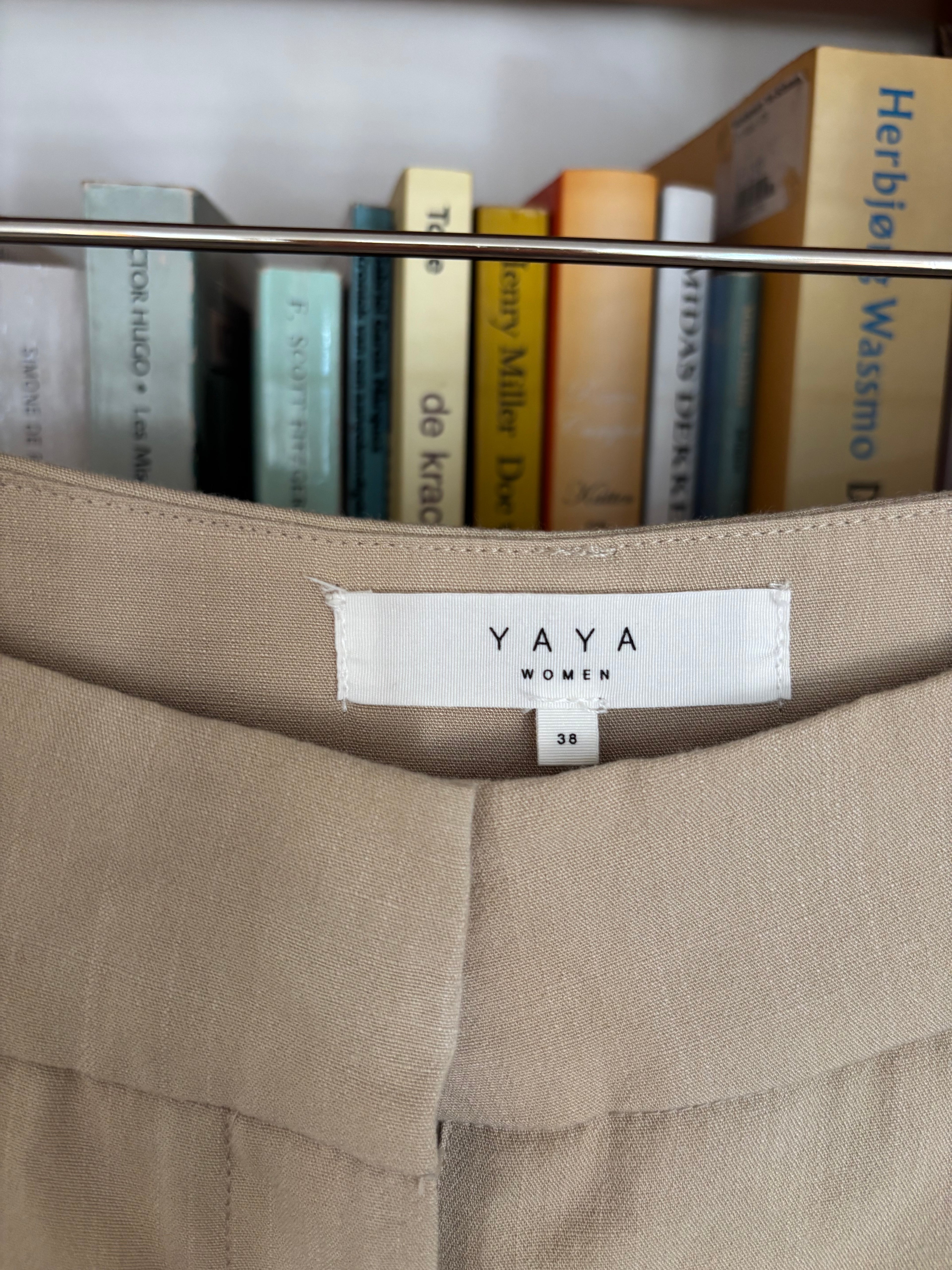 Yaya pantalon maat 38/40